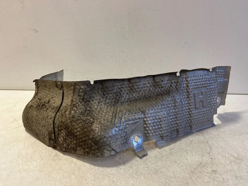 Exhaust heat shield – Lexus ES 300h (7th Gen) (2018-2025)