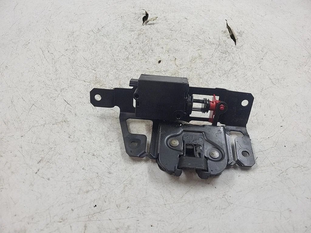 Tailgate/trunk/boot lock/catch/latch – BMW 3 Series E46 (1998-2005)