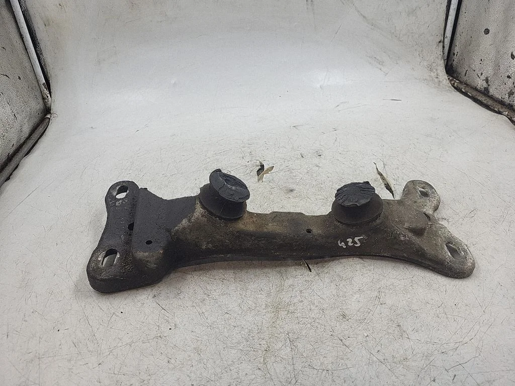 Gearbox mounting bracket – BMW 3 Series E46 (1998-2005)
