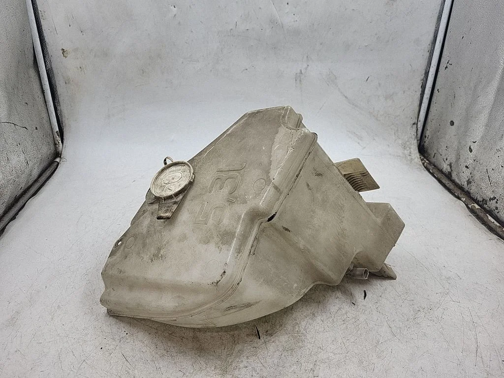 Windshield washer fluid reservoir/tank 61783628089