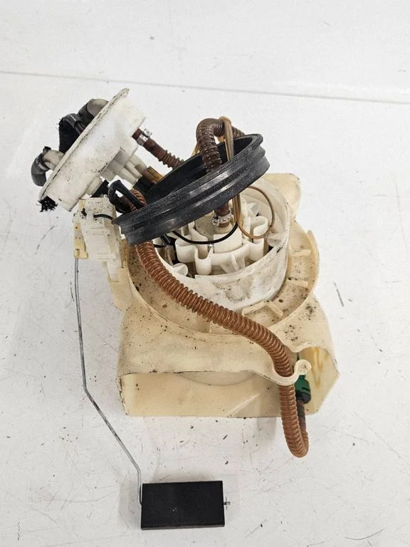 In-tank fuel pump – Audi A4 S4 B5 8D (1999-2000)
