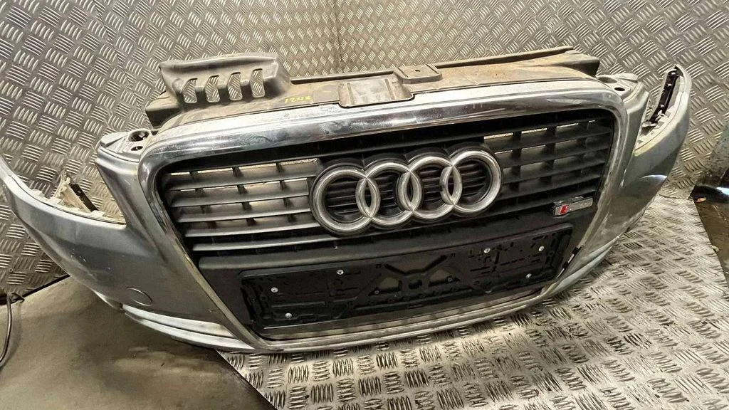 Front bumper 8E0807105N