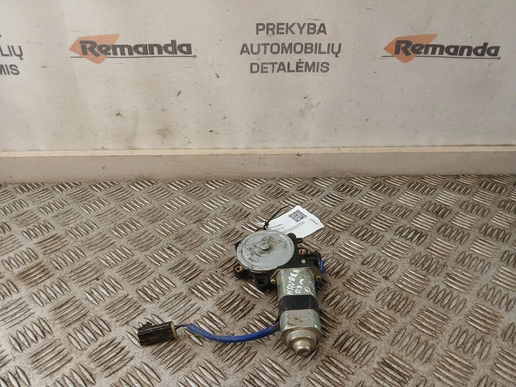 Priekšējā loga pacēlāja motoriņš 807302S410