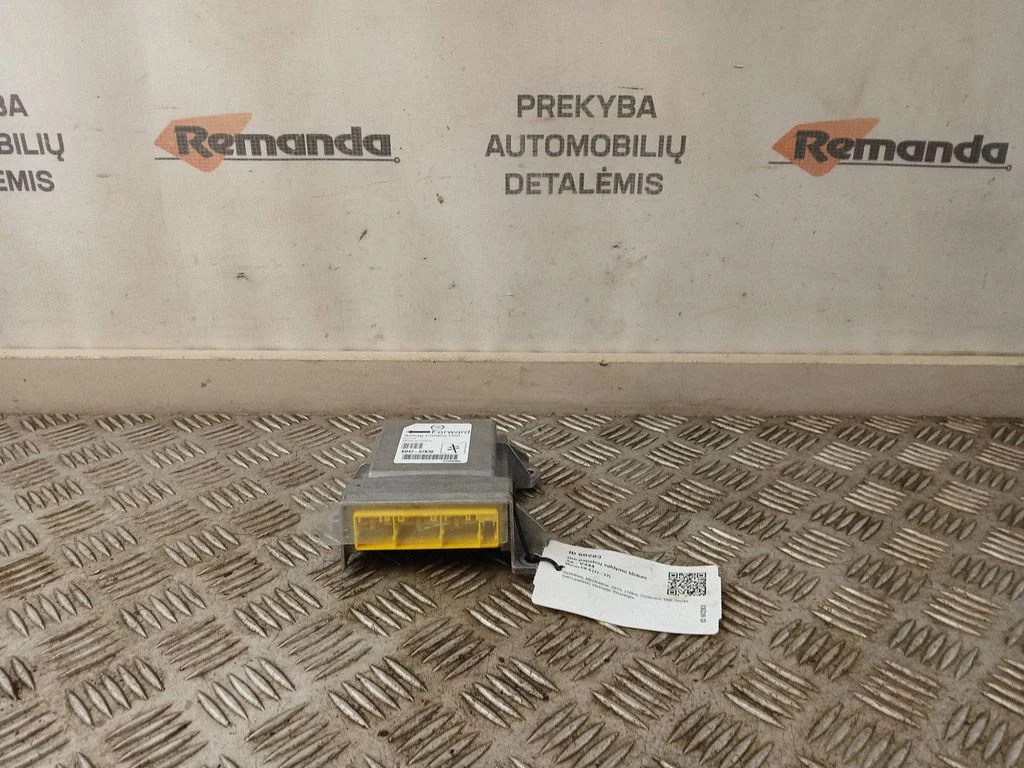 Drošības spilvenu vadības bloks K0273