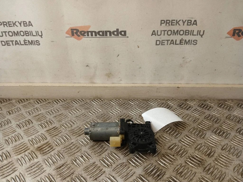 Rear door window regulator motor 676283620660