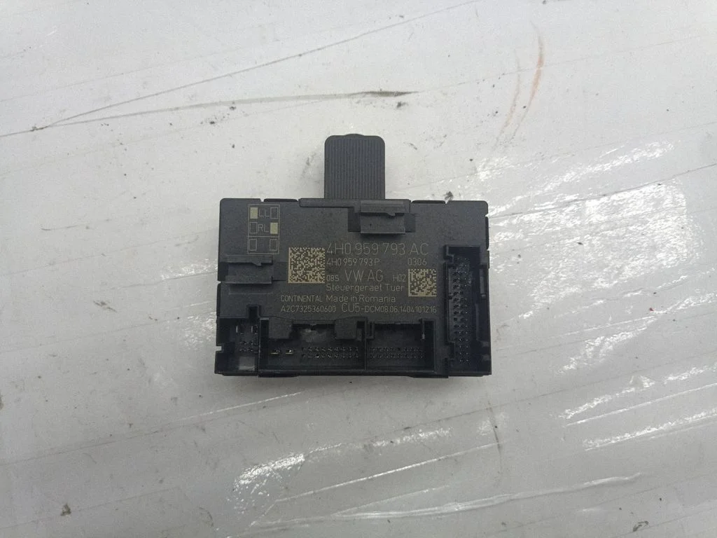 Ukseelektroonika juhtplokk 4H0959793AC