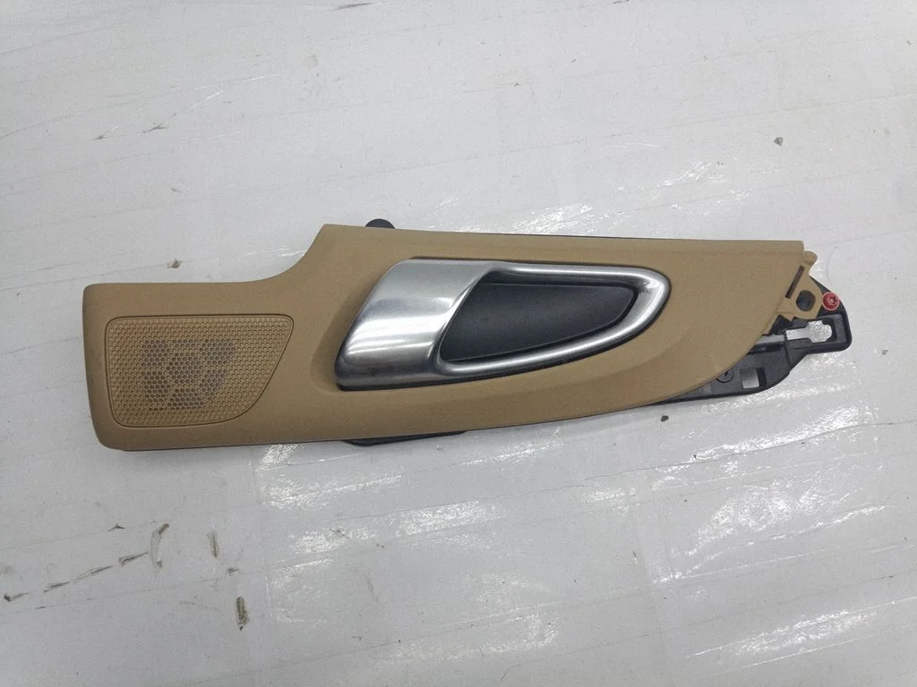 Tagaukse sisemine käepide – Porsche Cayenne (92A) (2010-2017)