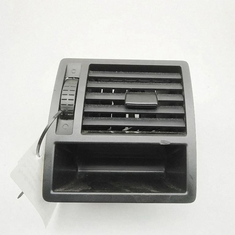 Dashboard air vent grill cover trim 7E0819204