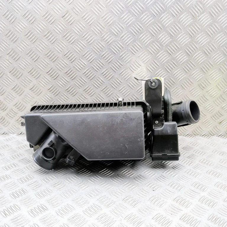 Air filter box PEES13ZM0