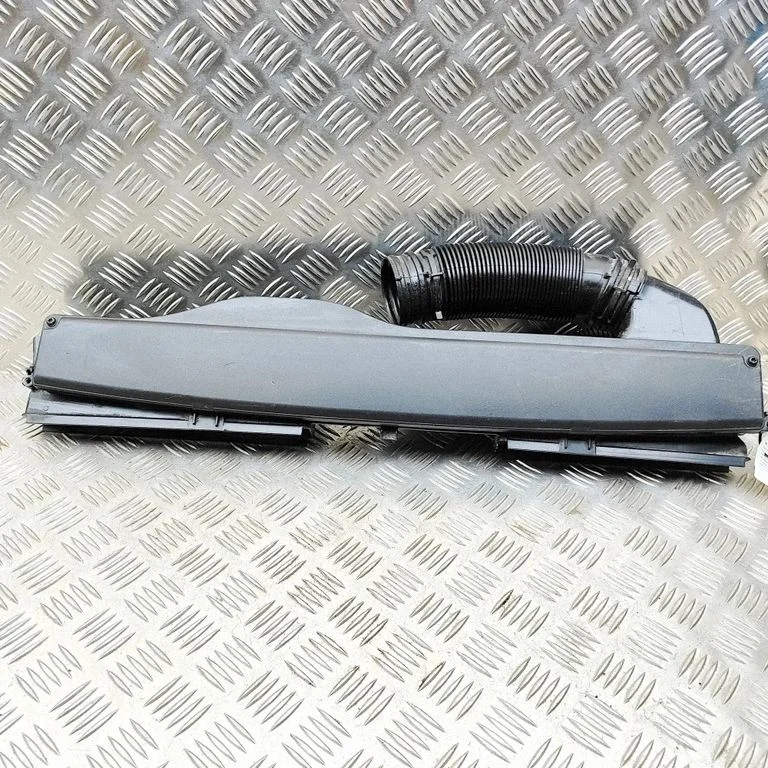 Gaisa filtra korpusa vāks 5Q0129254E