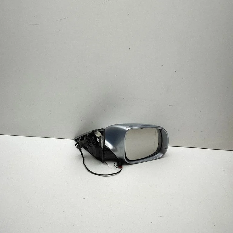 Esiukse elektriline välispeegel 8R2857410AB