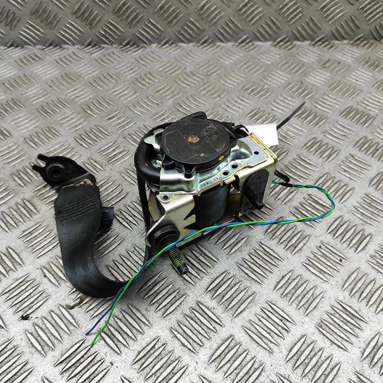 Rear seatbelt JX7BA611B68AGW