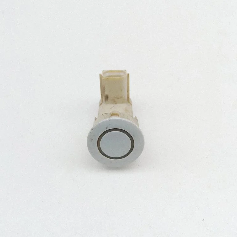 Parking PDC sensor DA6T67UC1