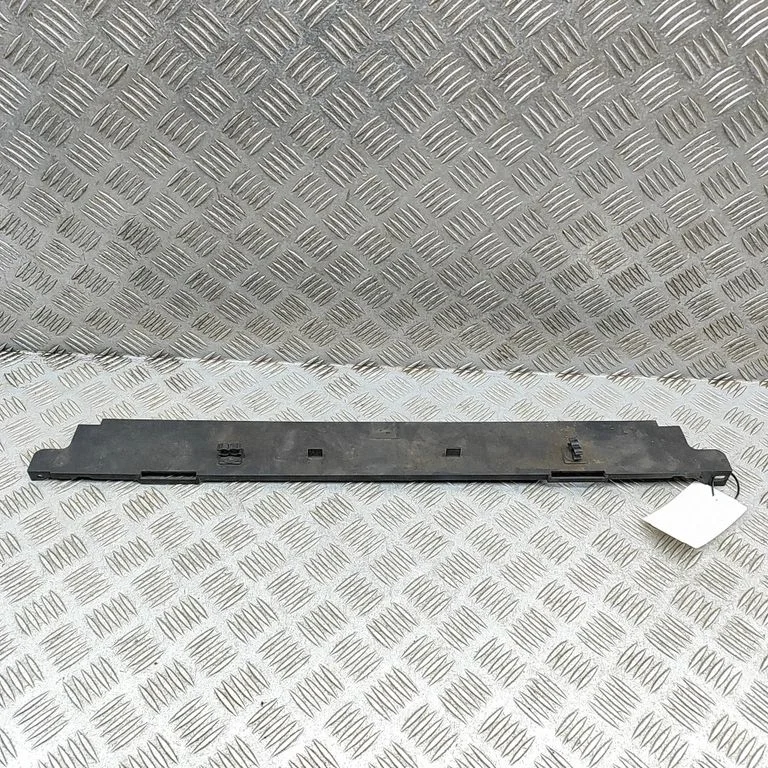 Radiatoru apdare 7600543