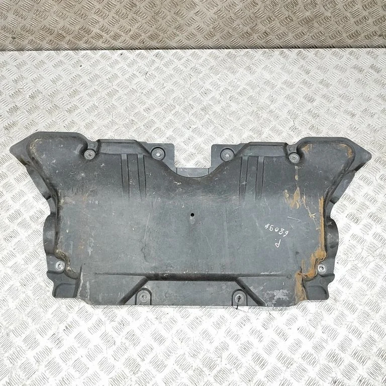 Mootori põhjakaitse A2135242700