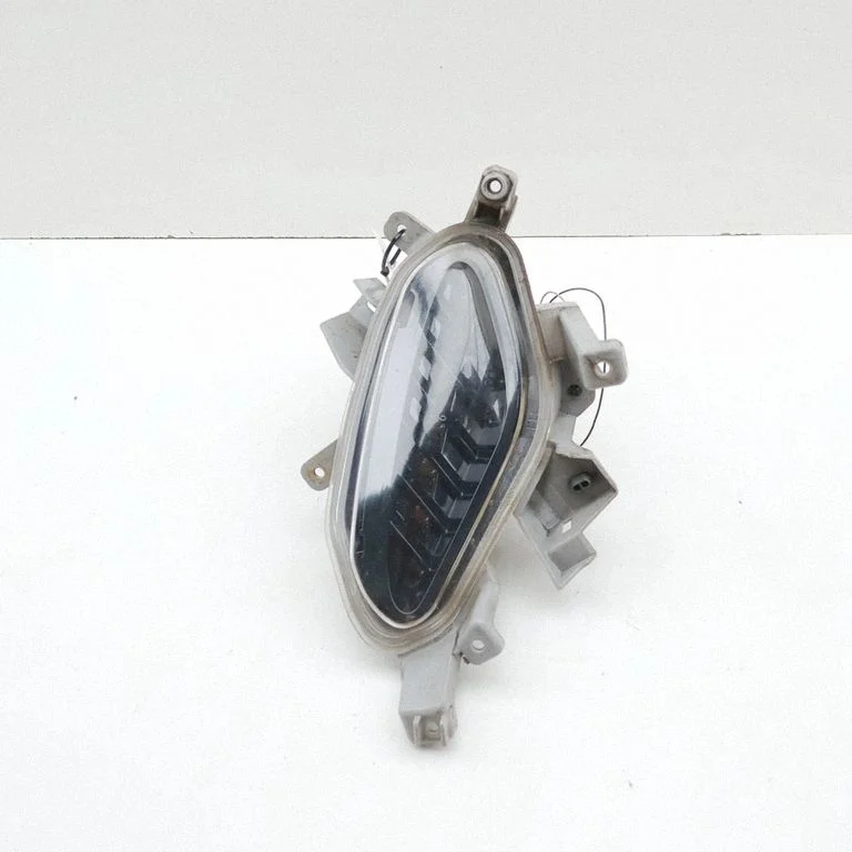 Front fog light NA6W51070E