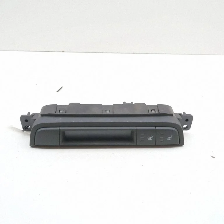 Seat heating switch NA6W55260