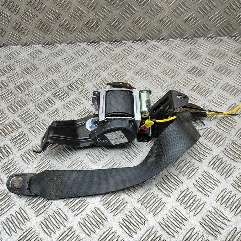 Rear seatbelt 1100161500