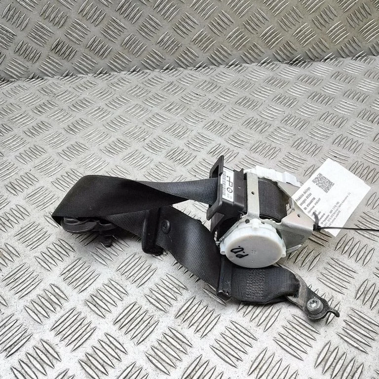 Front seatbelt – BMW 3 Series F30 F35 F31 (2012-2018)