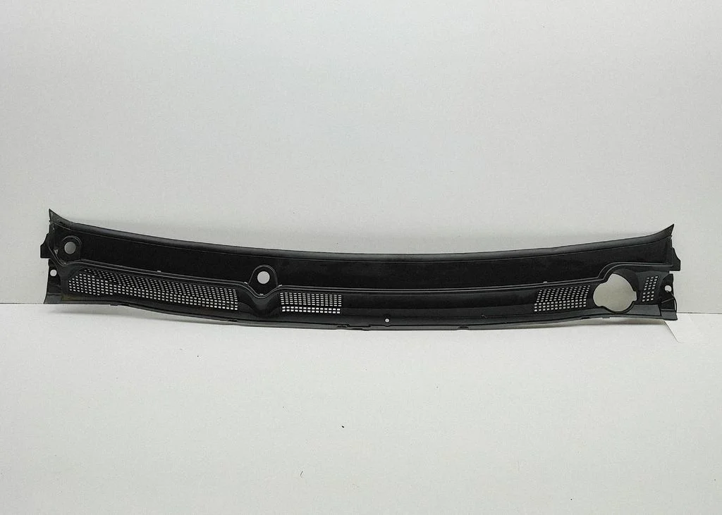Podszybie (osłona wycieraczek) 668117844R – Dacia Jogger (2021-)