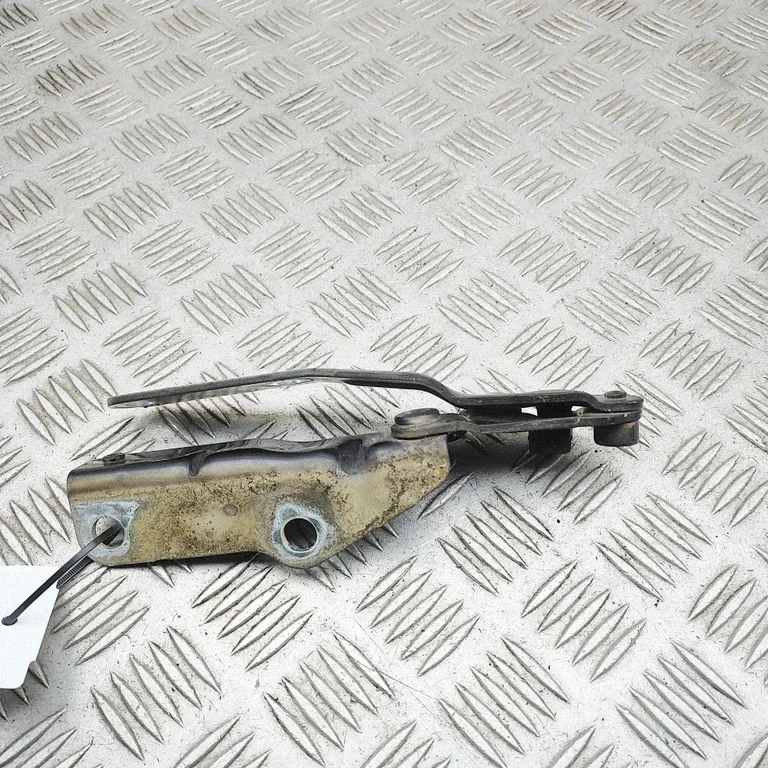 Engine bonnet/hood hinges 7H0823301D