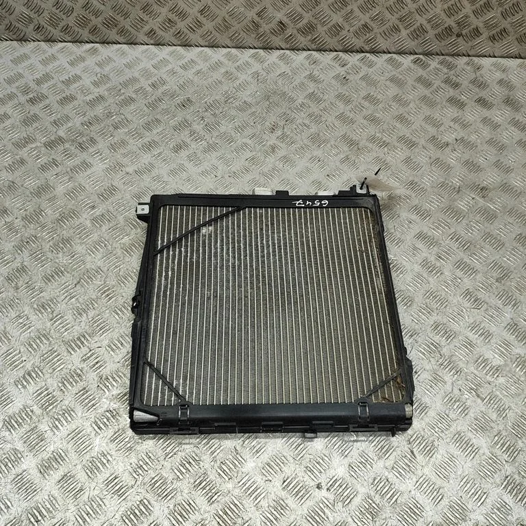Jahutusvedeliku radiaator 9J1260399B