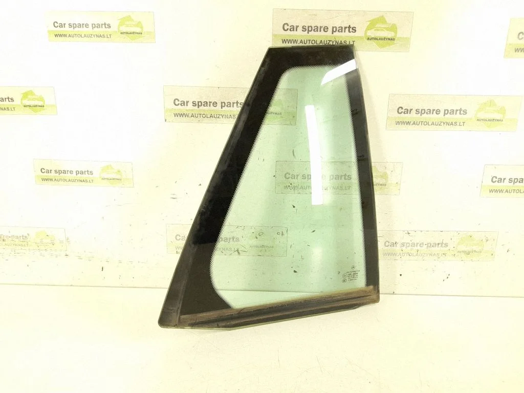 Rear vent window glass – Mercedes-Benz C-Class AMG W204 (2007-2014)