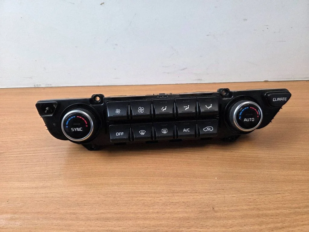 Climate control unit – KIA Sportage (2016-2021)