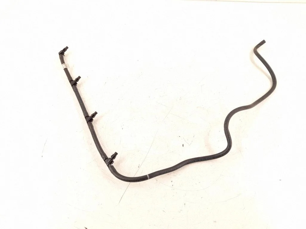 Fuel line pipe 6510700035 – Mercedes-Benz C-Class AMG W204 (2007-2014)