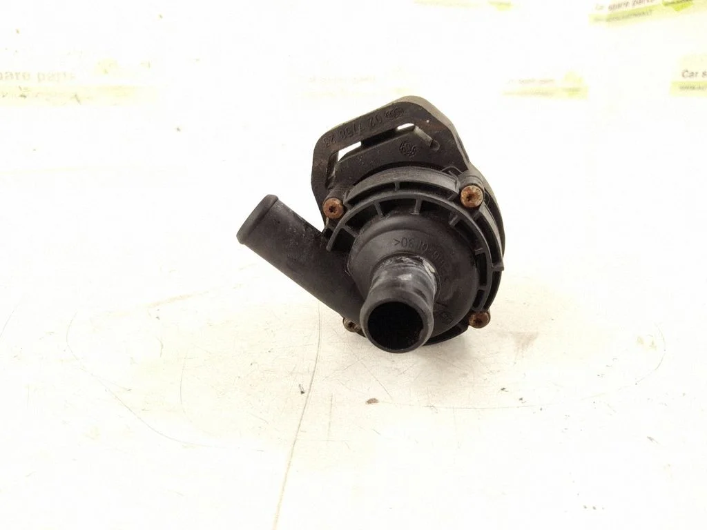 Electric auxiliary coolant/water pump 2118350028 – Mercedes-Benz C-Class AMG W204 (2007-2014)