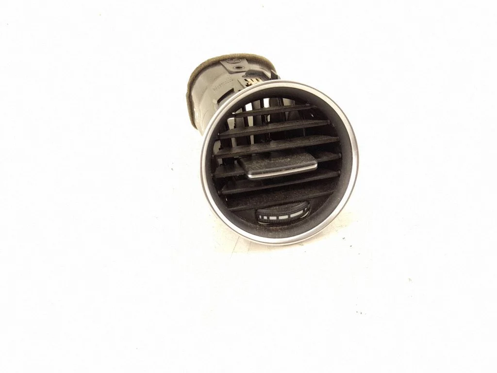 Dashboard side air vent grill/cover trim 2048306254