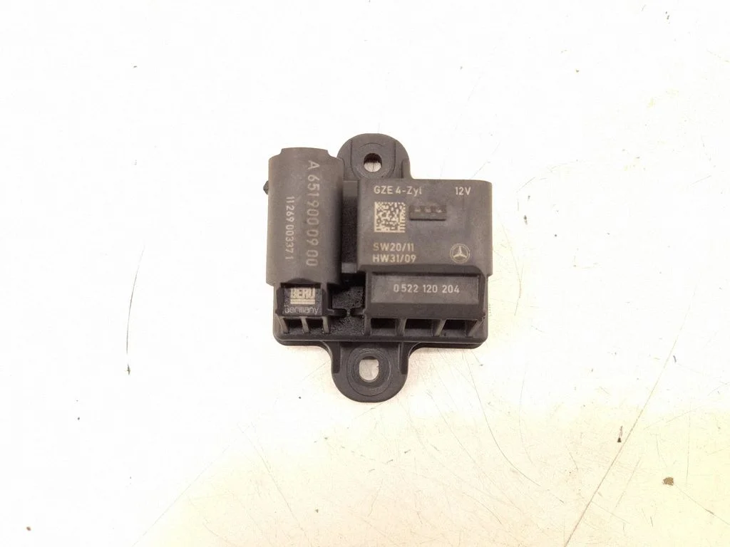 Glow plug pre-heat relay 6519000900