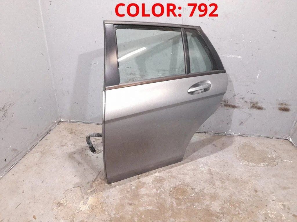 Rear door 2047320310