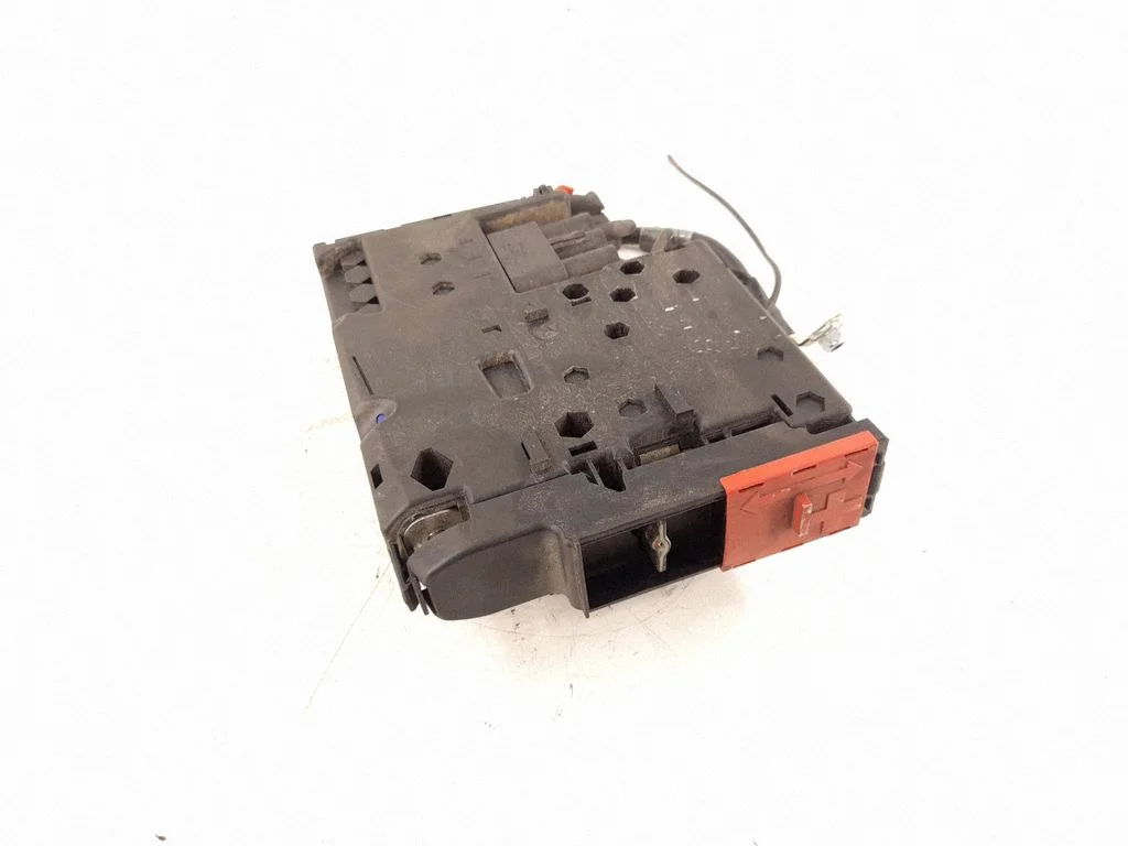 Fuse box set 2075402550