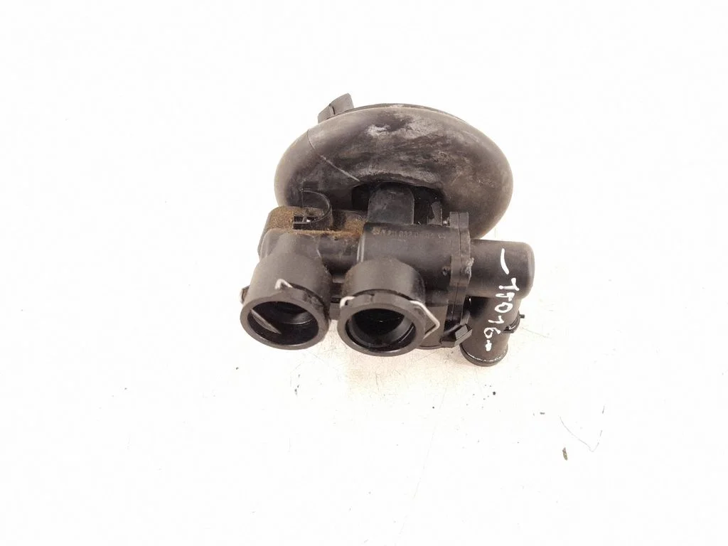 Other engine bay part – Mercedes-Benz E-Class W211 (2002-2009)
