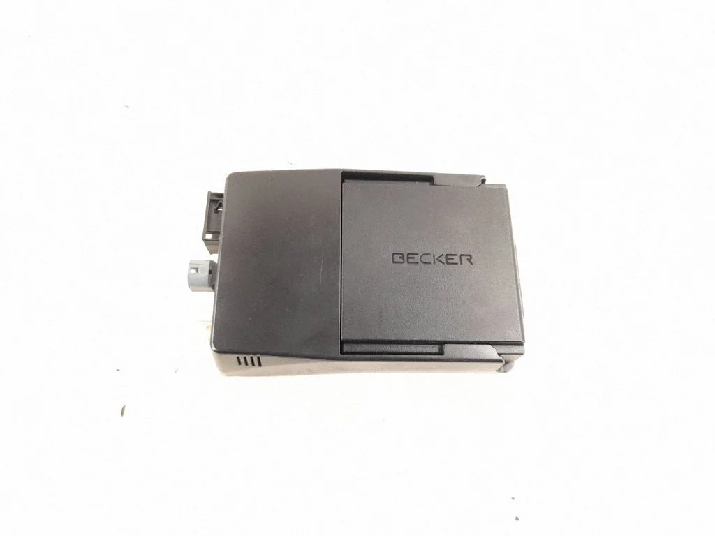 GPS navigation control unit/module – Mercedes-Benz C-Class AMG W204 (2007-2014)