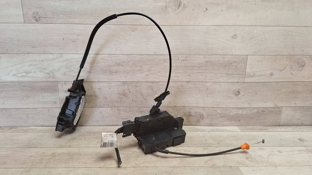 Rear door lock – Citroen C4 Grand Picasso (2007-2013)