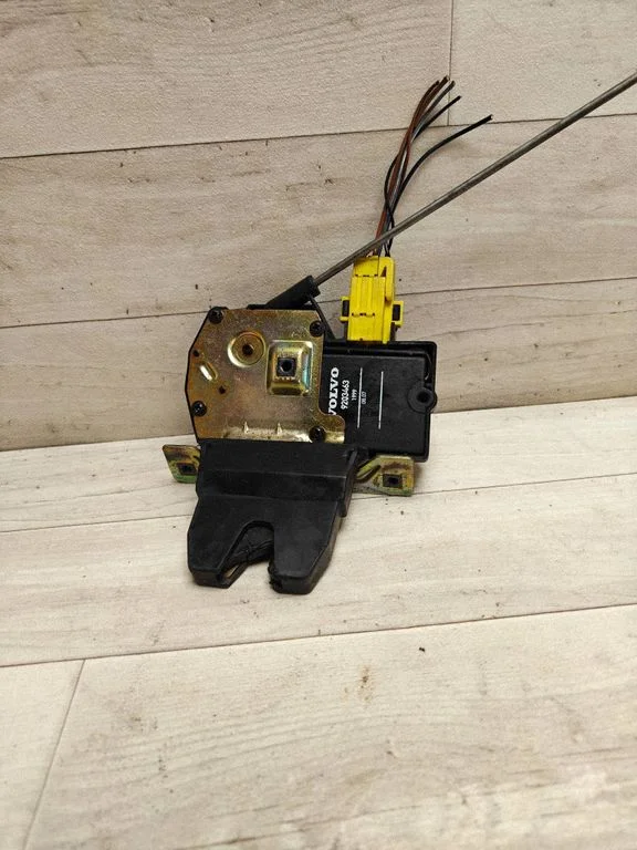 Tailgate/trunk/boot lock/catch/latch 9170974