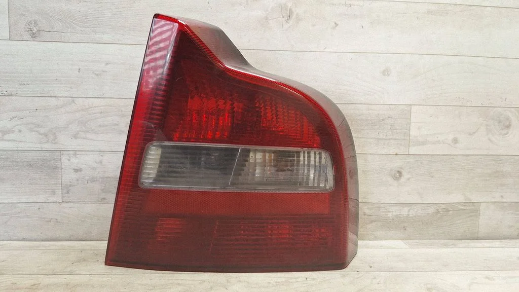Rear/tail lights – rear right