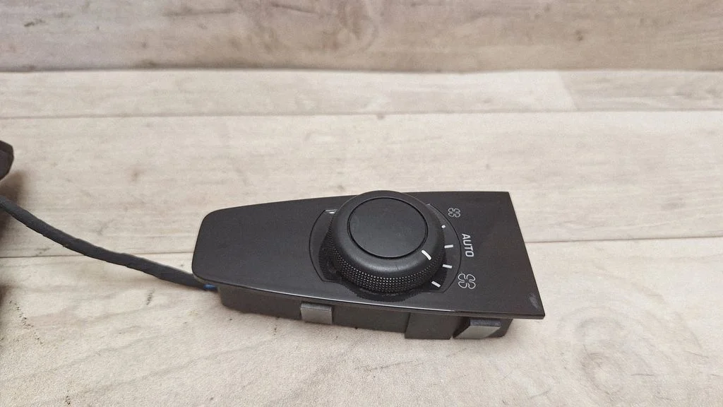 Climate control unit – Citroen C4 Grand Picasso (2007-2013)