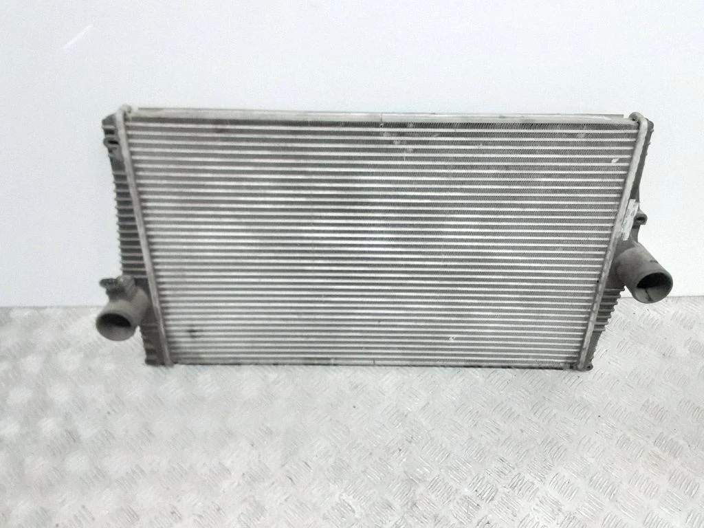 Vahejahuti radiaator 96601
