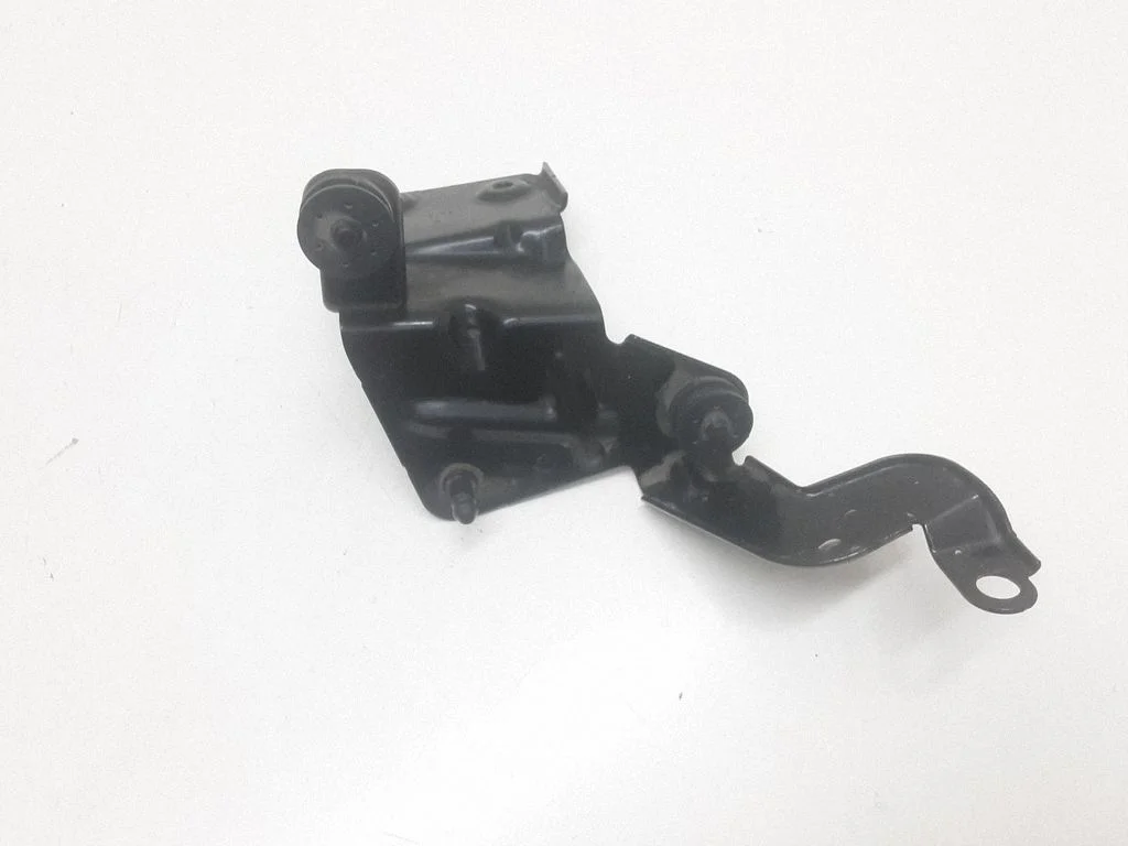 ABS pump bracket – Volkswagen Passat CC (2008-2016)