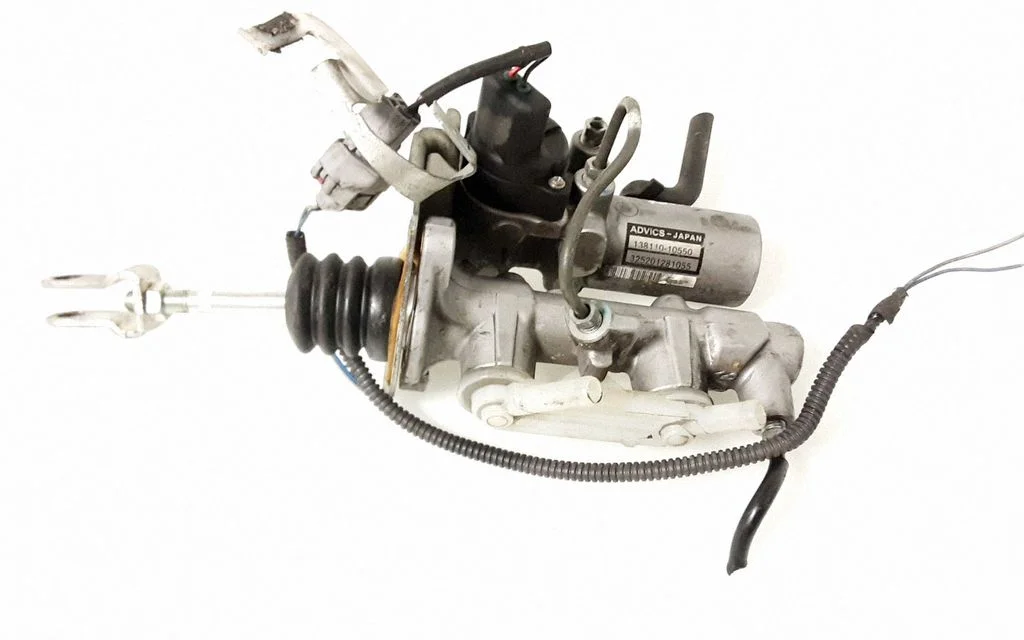 Master brake cylinder 13811010550