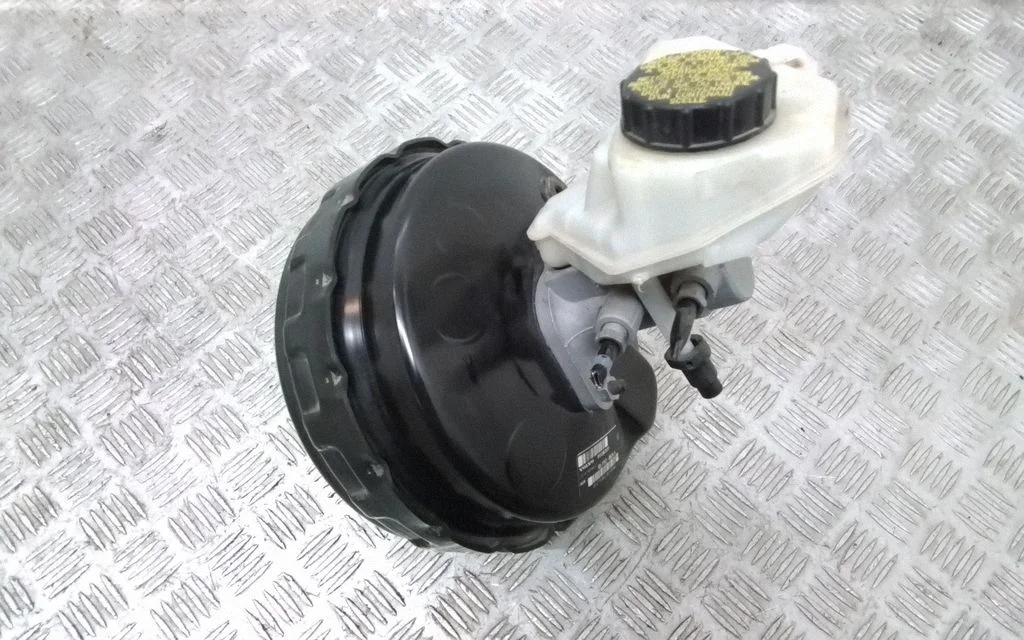 Piduri vaakumvõimendi 31302531