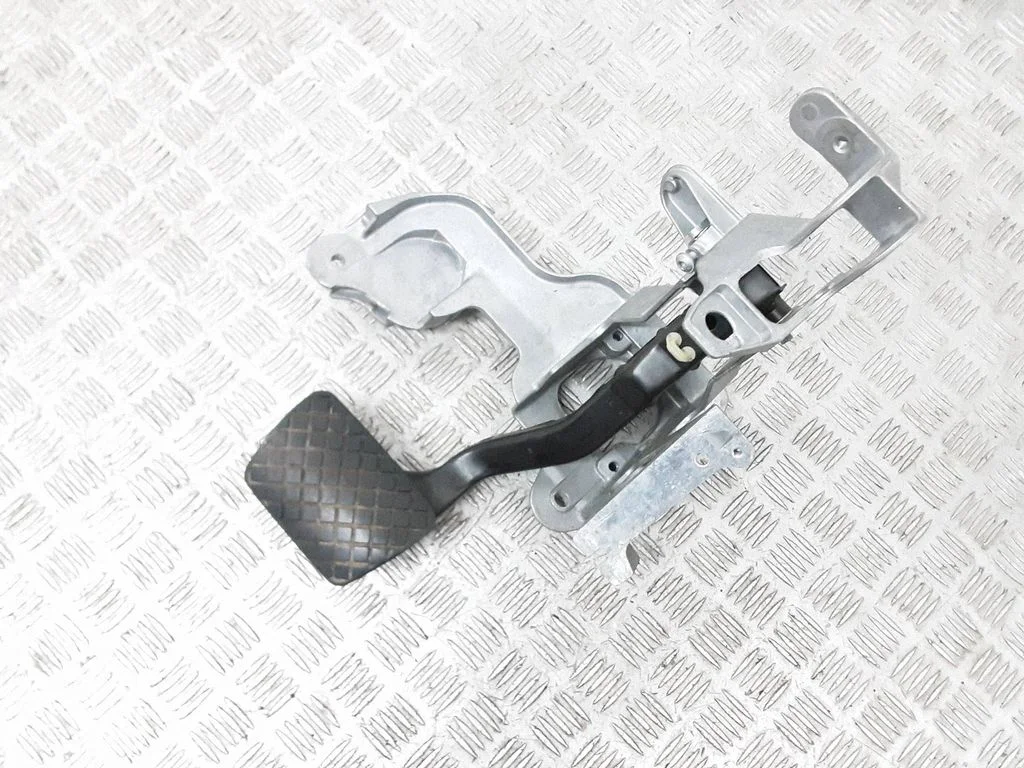 Brake pedal 4H1723140A