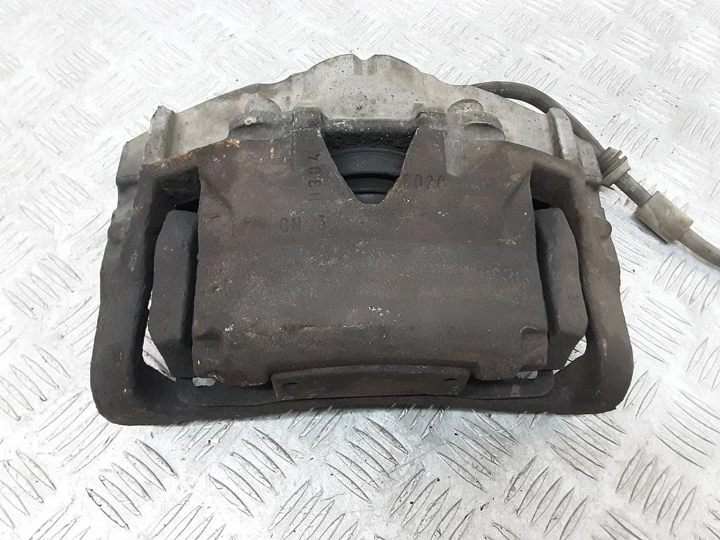 Front brake caliper – front left