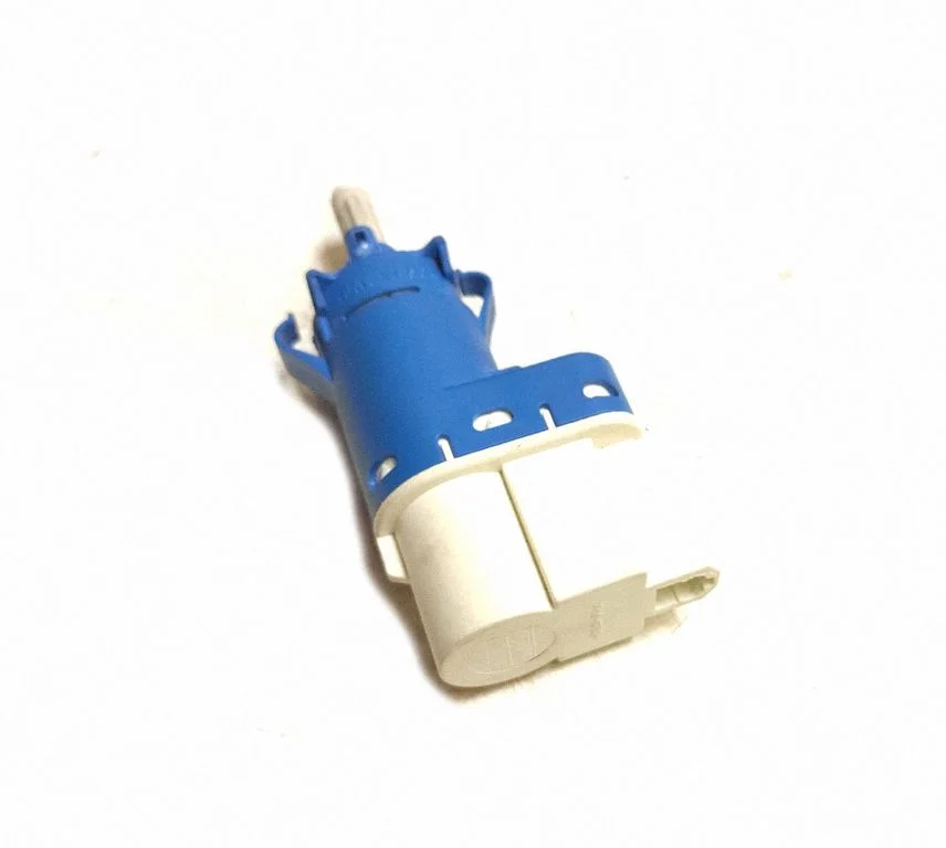 Brake pedal sensor switch – Volvo V70 (2008-2013)