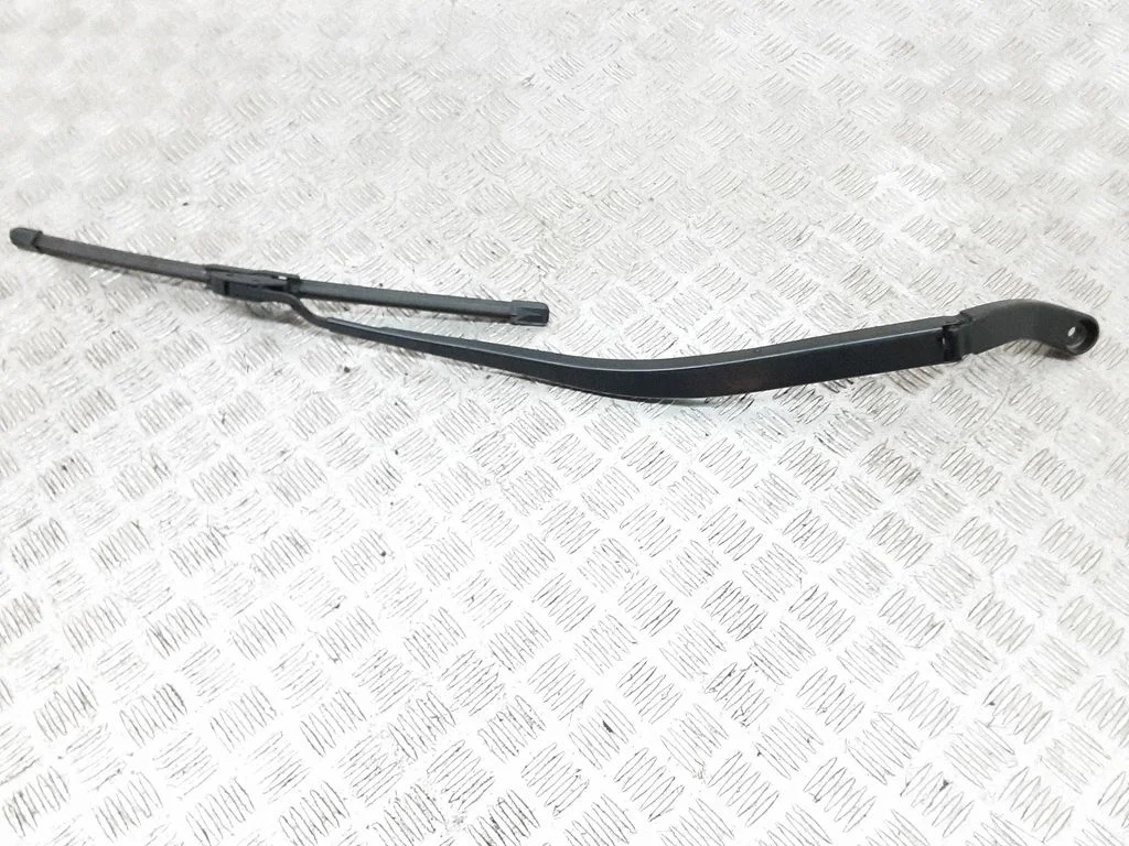 Pióro wycieraczki przedniej 2586T4