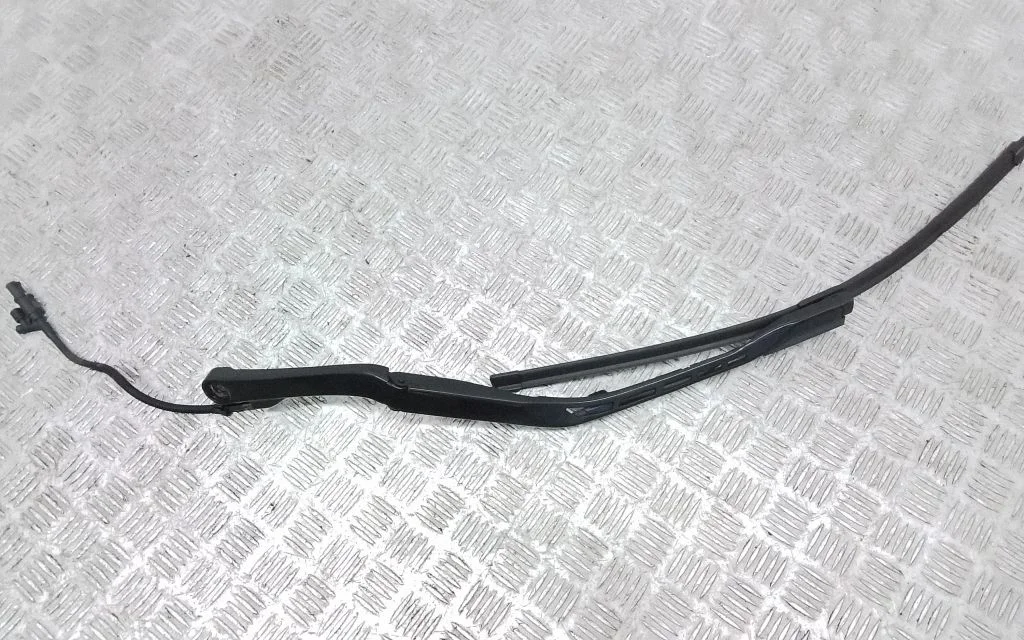 Windshield/front glass wiper blade – Volvo S90, V90 (2016-)