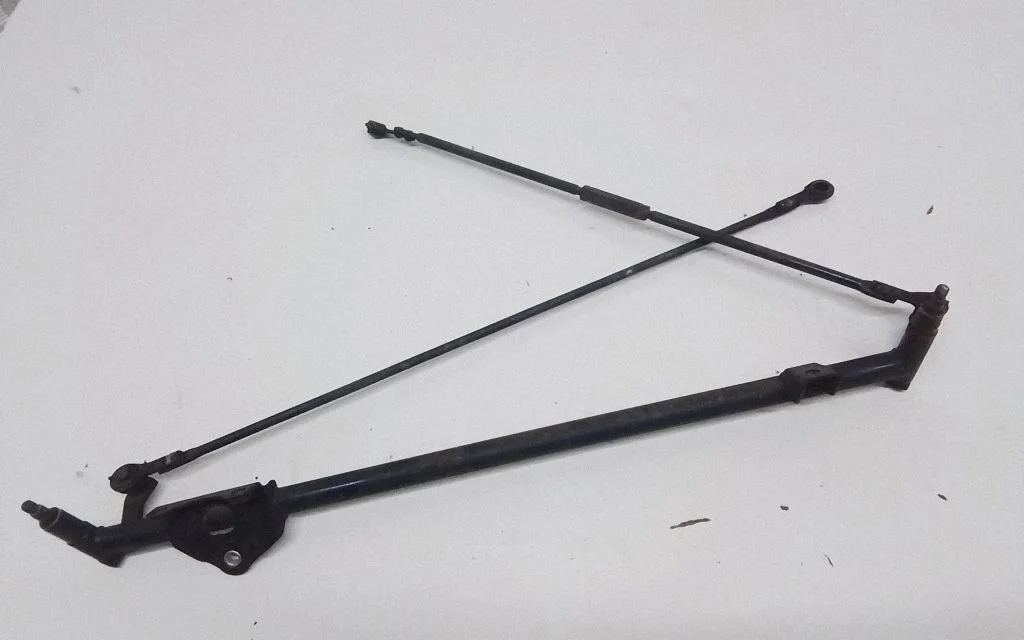Front wiper linkage – Rolls-Royce Silver Spur (1980-1998)